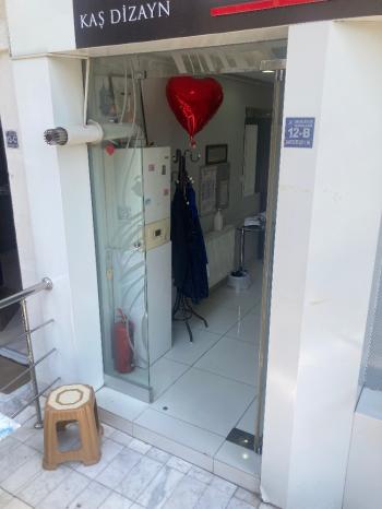 GÜVENAY - ÇORUM BAHÇELİEVLER MAHALLESİ LİLA CAFE ARKASI 40 M² SATILIK DÜKKAN