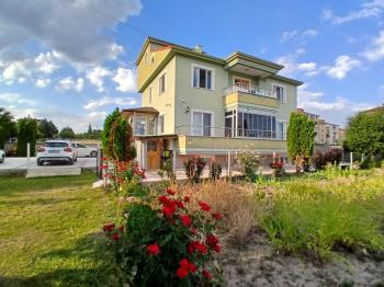 GÜVENAY BUHARA EVLER CİVARI MUHTEŞEM KONUMDA KİRALIK VİLLA