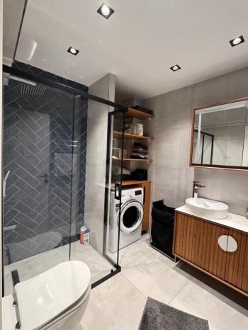 HALİTPAŞA YILDIZTEPE 'DE SİTEİÇİ GENİŞ BAHÇELİ, DENİZ MANZARALI, İÇİ LÜKS YAPILI SATILIK VİLLA