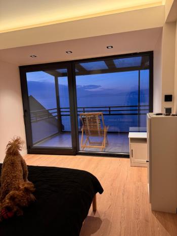 HALİTPAŞA YILDIZTEPE 'DE SİTEİÇİ GENİŞ BAHÇELİ, DENİZ MANZARALI, İÇİ LÜKS YAPILI SATILIK VİLLA