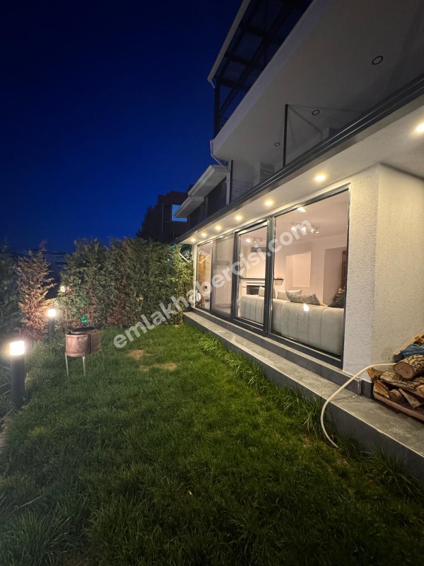 HALİTPAŞA YILDIZTEPE 'DE SİTEİÇİ GENİŞ BAHÇELİ, DENİZ MANZARALI, İÇİ LÜKS YAPILI SATILIK VİLLA