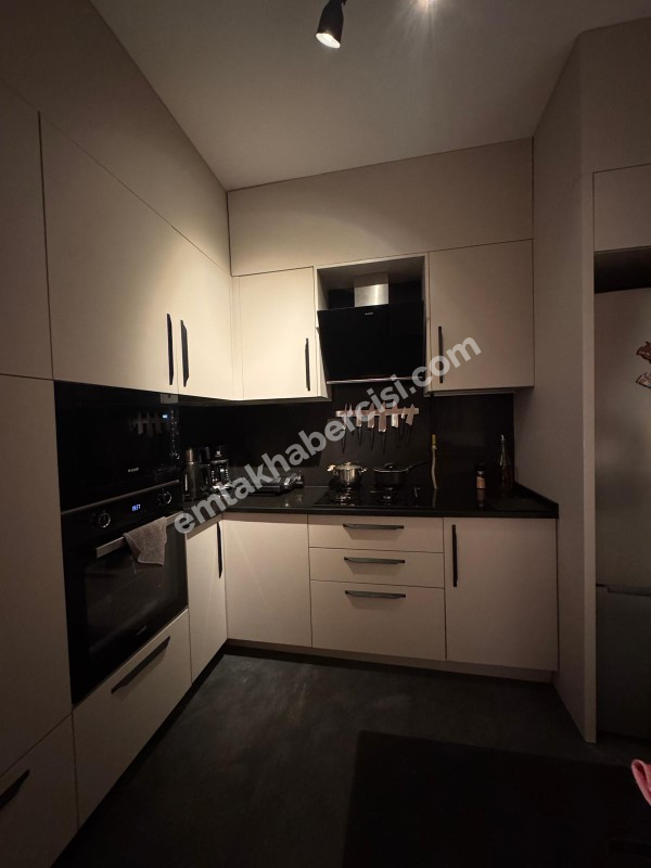 HALİTPAŞA YILDIZTEPE 'DE SİTEİÇİ GENİŞ BAHÇELİ, DENİZ MANZARALI, İÇİ LÜKS YAPILI SATILIK VİLLA