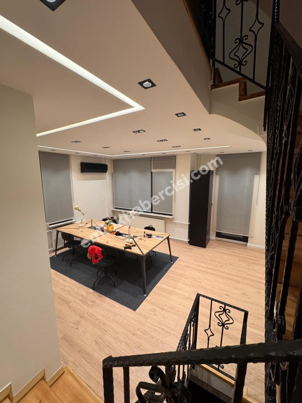 HALİTPAŞA YILDIZTEPE 'DE SİTEİÇİ GENİŞ BAHÇELİ, DENİZ MANZARALI, İÇİ LÜKS YAPILI SATILIK VİLLA