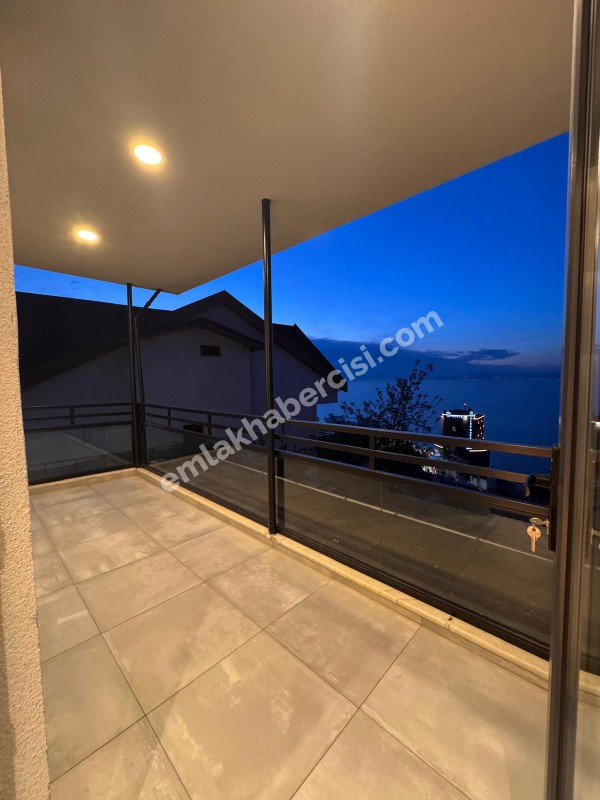 HALİTPAŞA YILDIZTEPE 'DE SİTEİÇİ GENİŞ BAHÇELİ, DENİZ MANZARALI, İÇİ LÜKS YAPILI SATILIK VİLLA