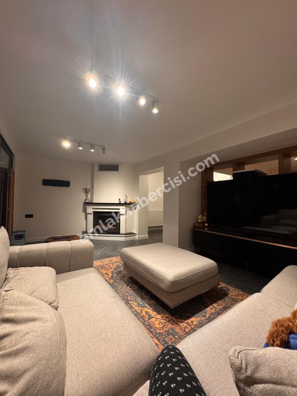 HALİTPAŞA YILDIZTEPE 'DE SİTEİÇİ GENİŞ BAHÇELİ, DENİZ MANZARALI, İÇİ LÜKS YAPILI SATILIK VİLLA