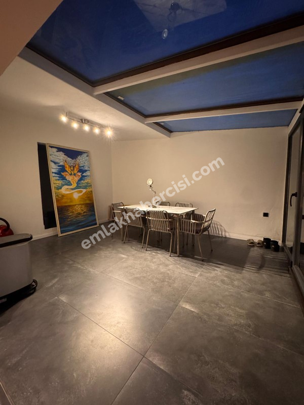 HALİTPAŞA YILDIZTEPE 'DE SİTEİÇİ GENİŞ BAHÇELİ, DENİZ MANZARALI, İÇİ LÜKS YAPILI SATILIK VİLLA