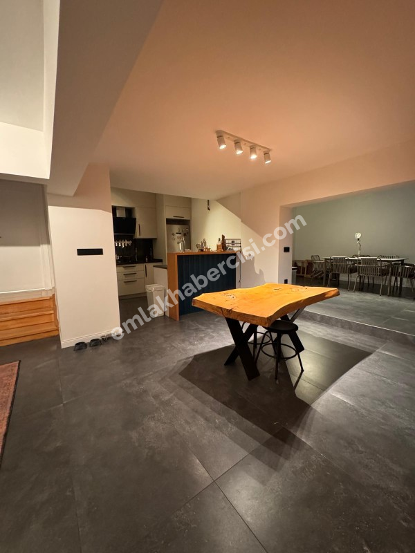 HALİTPAŞA YILDIZTEPE 'DE SİTEİÇİ GENİŞ BAHÇELİ, DENİZ MANZARALI, İÇİ LÜKS YAPILI SATILIK VİLLA