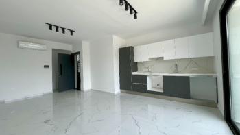 Girne Merkezde Satılık Modern 3+1 Daireler