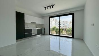 Girne Merkezde Satılık Modern 3+1 Daireler