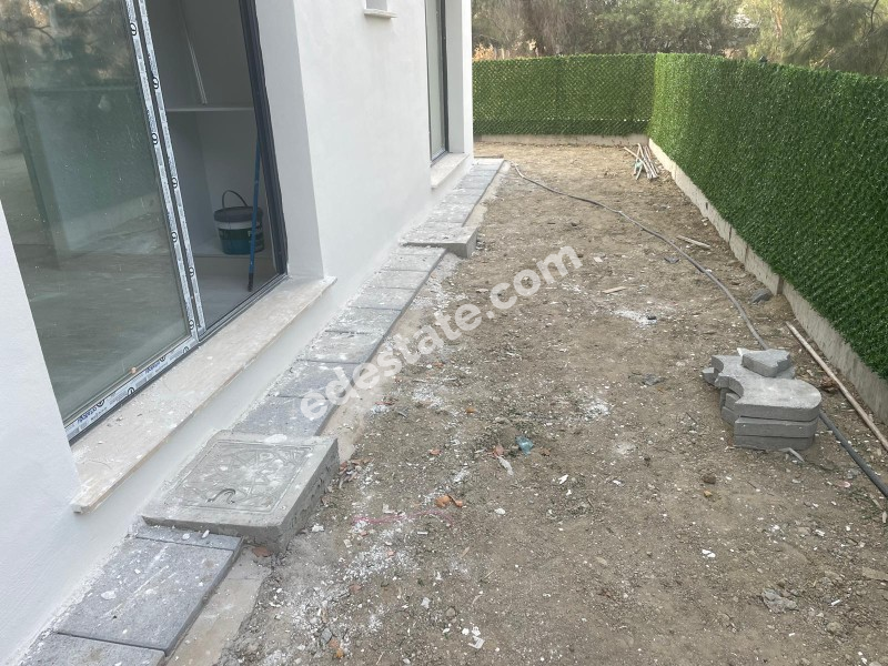 Lefkoşa Gönyeli Bölgesinde BAHÇELİ ZEMİN KAT SATILIK 2+1 SIFIR DAİRELER