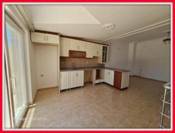 Havuzlu Sitede Satılık 4+1 Dubleks 