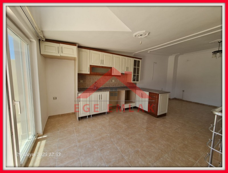 Havuzlu Sitede Satılık 4+1 Dubleks 