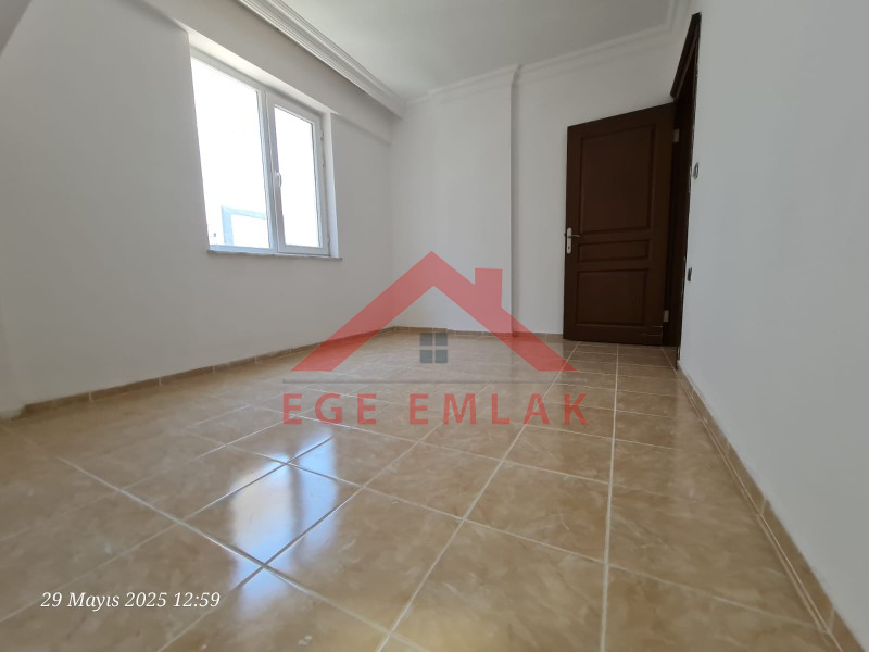 Havuzlu Sitede Satılık 4+1 Dubleks 