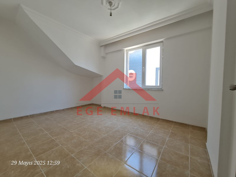 Havuzlu Sitede Satılık 4+1 Dubleks 