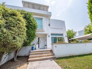 KKTC, Girne Karaoğlanoğlu Bölgesinde Satılık İkiz Villa