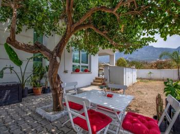 KKTC, Girne Karaoğlanoğlu Bölgesinde Satılık İkiz Villa
