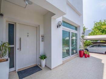 KKTC, Girne Karaoğlanoğlu Bölgesinde Satılık İkiz Villa
