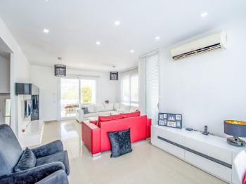 KKTC, Girne Karaoğlanoğlu Bölgesinde Satılık İkiz Villa