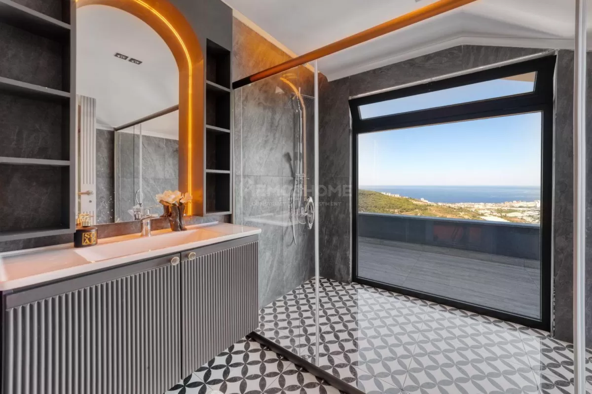 Роскошная вилла 4+1 в Каргыджак