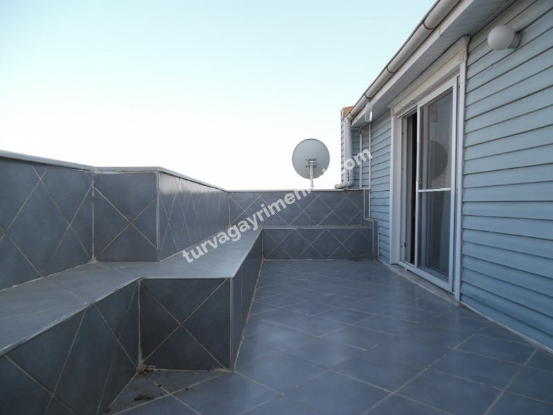 YENİCEDE DENİZ MANZARALI YAZLIK MESKEN