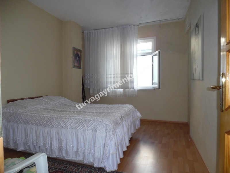 YENİCEDE DENİZ MANZARALI YAZLIK MESKEN