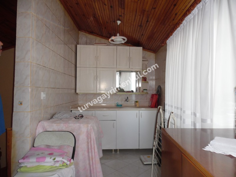 YENİCEDE DENİZ MANZARALI YAZLIK MESKEN