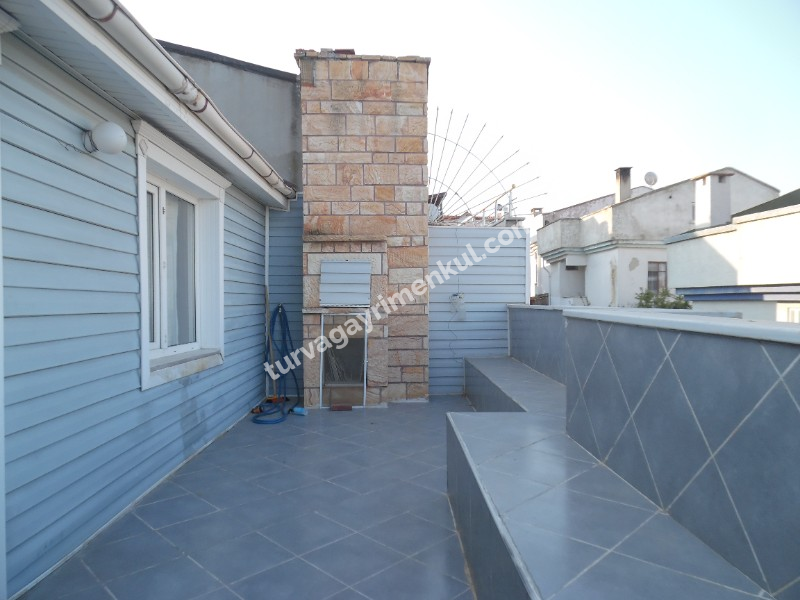 YENİCEDE DENİZ MANZARALI YAZLIK MESKEN