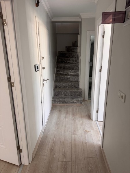 Akşemsettin Metro’ya 10 Dk 4+1 Sıfır Satılık Dubleks