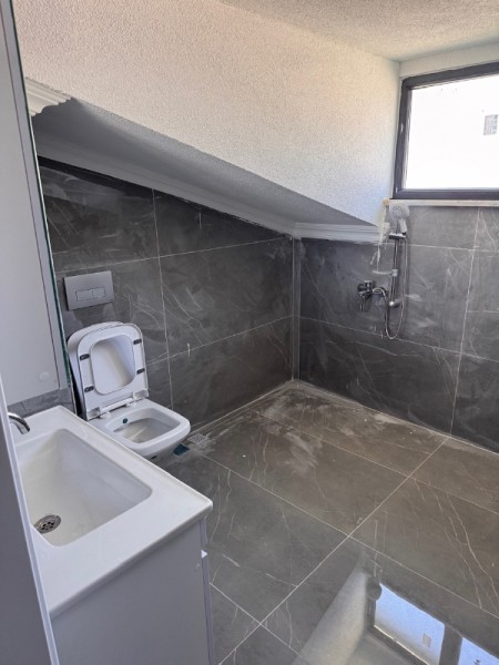 Akşemsettin Metro’ya 10 Dk 4+1 Sıfır Satılık Dubleks