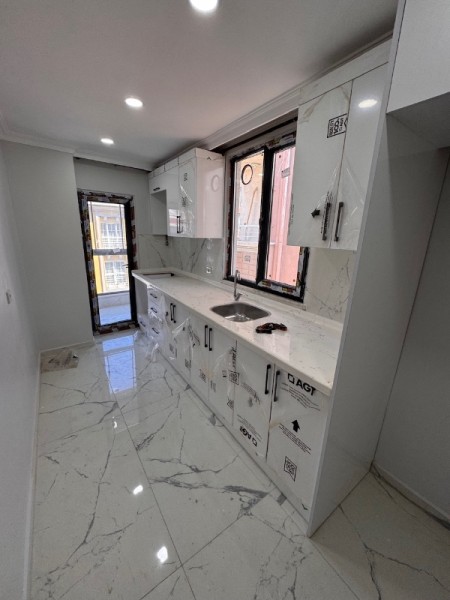 Akşemsettin Metro’ya 10 Dk 4+1 Sıfır Satılık Dubleks