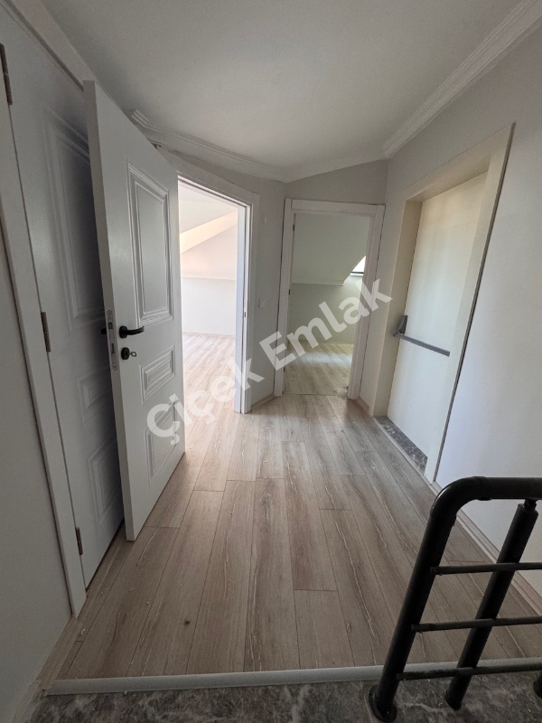 Akşemsettin Metro’ya 10 Dk 4+1 Sıfır Satılık Dubleks