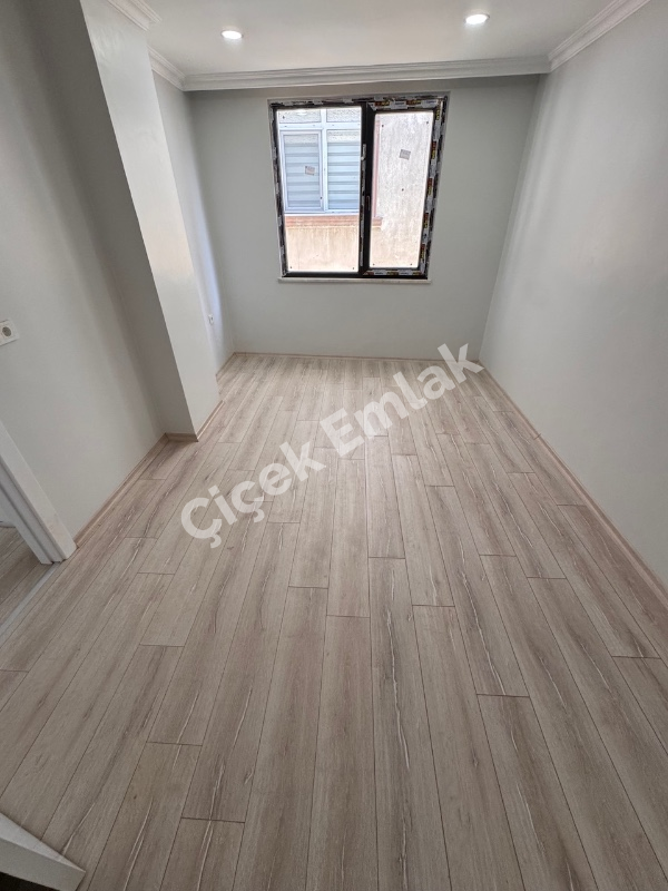 Akşemsettin Metro’ya 10 Dk 4+1 Sıfır Satılık Dubleks