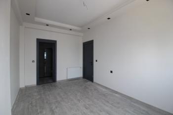 ASLAN'DAN SİTE İÇİ HAVUZLU GENİŞ PEYZAJLI 2+1 DAİRE