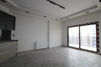 ASLAN'DAN SİTE İÇİ HAVUZLU GENİŞ PEYZAJLI 2+1 DAİRE