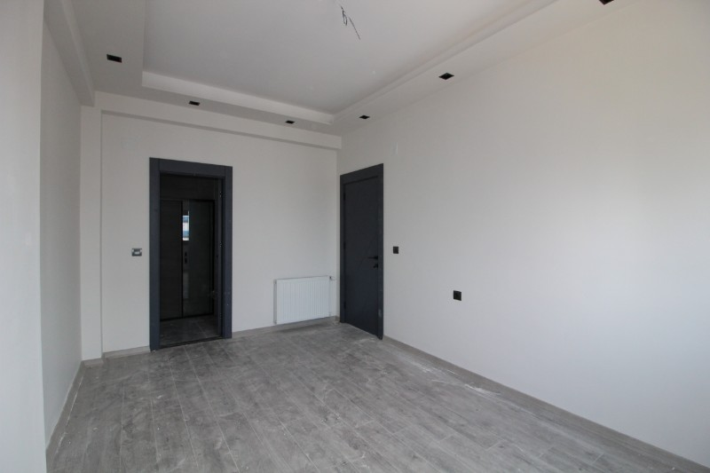 ASLAN'DAN SİTE İÇİ HAVUZLU GENİŞ PEYZAJLI 2+1 DAİRE