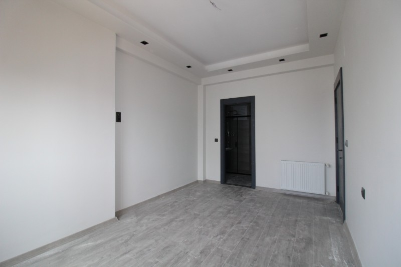 ASLAN'DAN SİTE İÇİ HAVUZLU GENİŞ PEYZAJLI 2+1 DAİRE