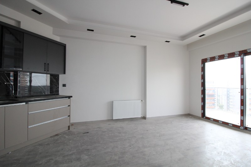 ASLAN'DAN SİTE İÇİ HAVUZLU GENİŞ PEYZAJLI 2+1 DAİRE