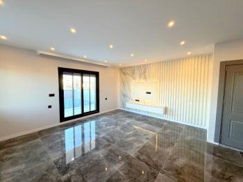 Didim'de Daire Parasına Satılık 3+1 Villa