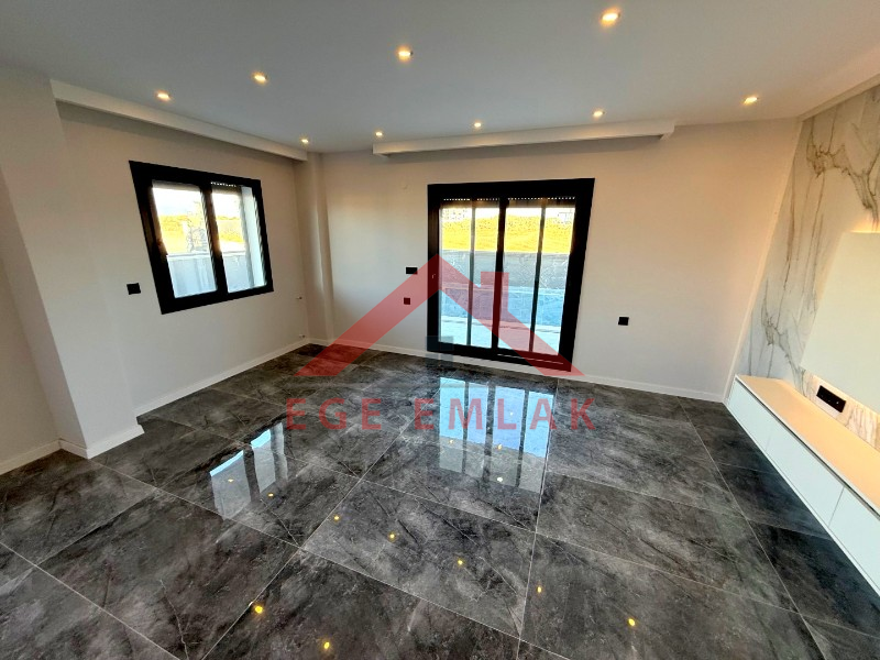 Didim'de Daire Parasına Satılık 3+1 Villa