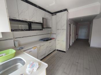GÜVENAY - ÇORUM ULUKAVAK MAHALLESİ BUHARA OPET CİVARI KİRALIK 3+1 DAİRE