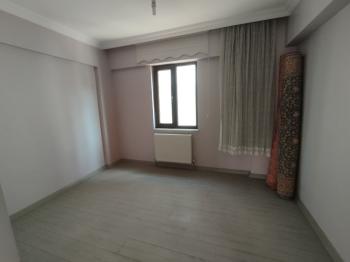 GÜVENAY - ÇORUM ULUKAVAK MAHALLESİ BUHARA OPET CİVARI KİRALIK 3+1 DAİRE