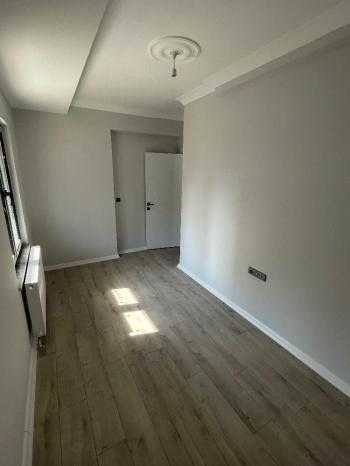 GÜVENAY - ÇORUM PAZARTESİ PAZARI YAKINI SATILIK DAİRE
