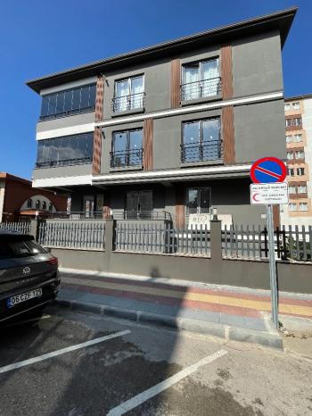 GÜVENAY - ÇORUM PAZARTESİ PAZARI YAKINI SATILIK DAİRE