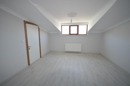 Alibeyköy Çırçır’da Otoparklı Bina’da 3+1 Yüksek Tavan Sıfır Satılık Dubleks 