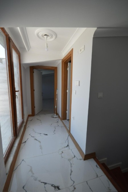 Alibeyköy Çırçır’da Otoparklı Bina’da 3+1 Yüksek Tavan Sıfır Satılık Dubleks 