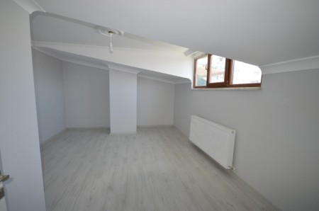 Alibeyköy Çırçır’da Otoparklı Bina’da 3+1 Yüksek Tavan Sıfır Satılık Dubleks 