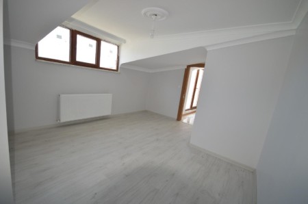 Alibeyköy Çırçır’da Otoparklı Bina’da 3+1 Yüksek Tavan Sıfır Satılık Dubleks 