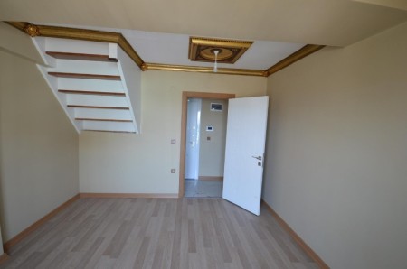 Alibeyköy Çırçır’da Otoparklı 5+1 Lüks Satılık Dubleks