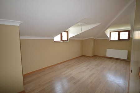 Alibeyköy Çırçır’da Otoparklı 5+1 Lüks Satılık Dubleks