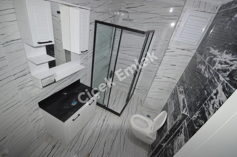 Alibeyköy Çırçır’da Otoparklı Bina’da 3+1 Yüksek Tavan Sıfır Satılık Dubleks 